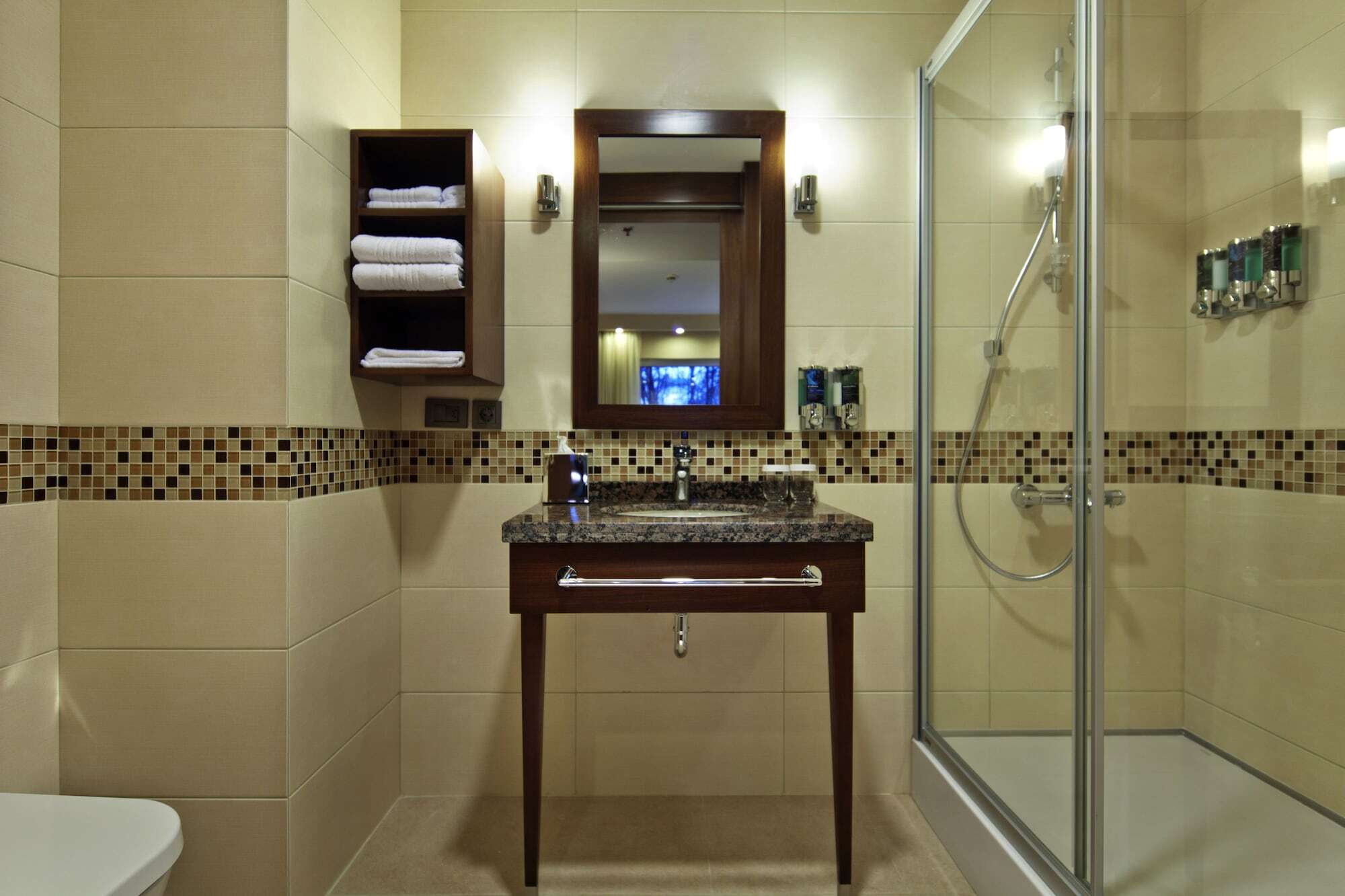 Hampton By Hilton Готель 3*